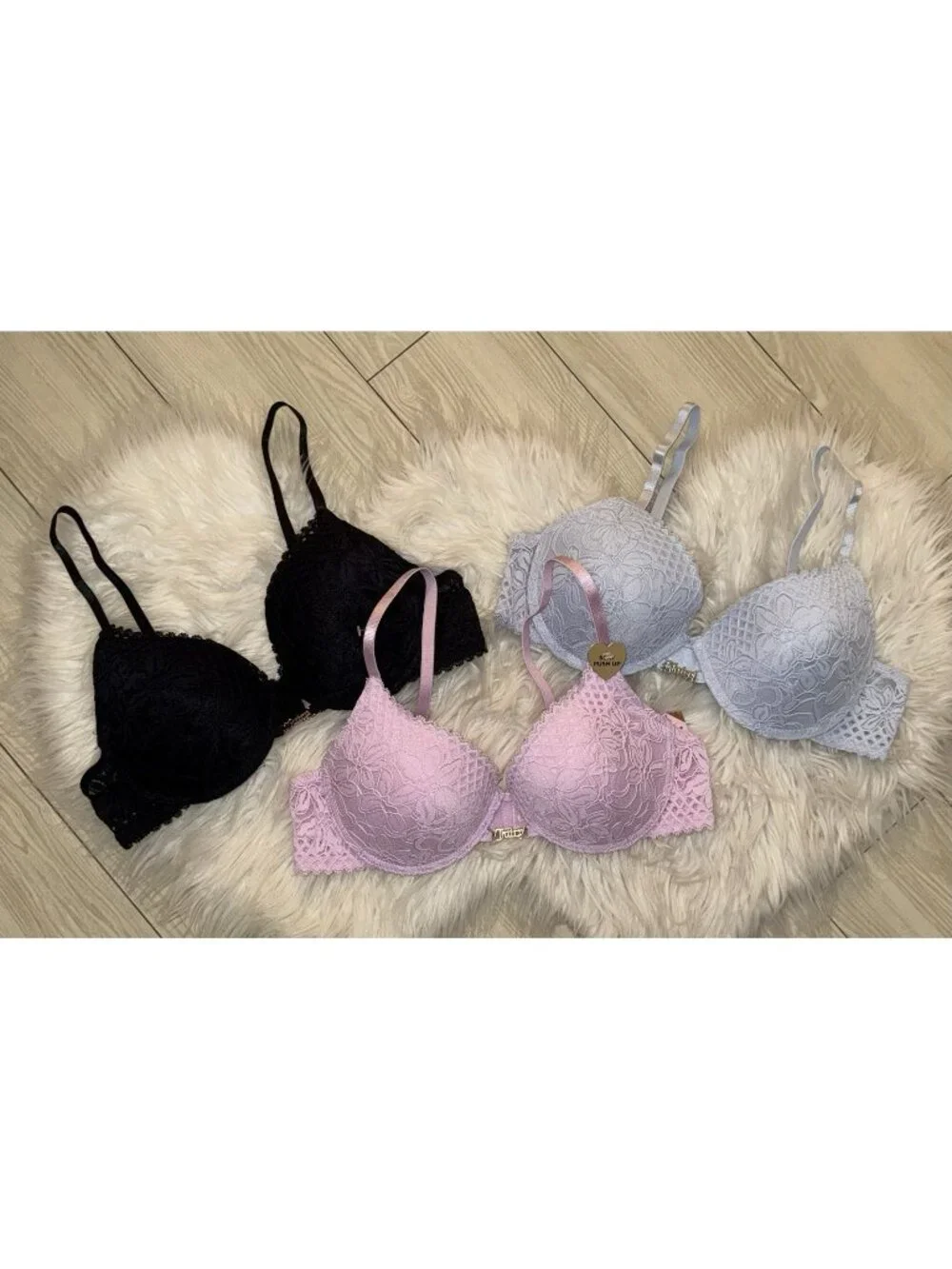 Juicy Couture 3 Pack Sexy Push Up Bras Padded UW Floral Lace Womens 38C New 4993